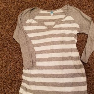 Old Navy 3/4 sleeve maternity